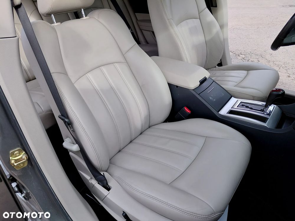 Chrysler 300C 3.0 V6 CRD - 23