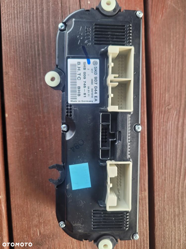 VW PASSAT B7 PANEL KLIMATRONIKA 5K0907044EA - 2