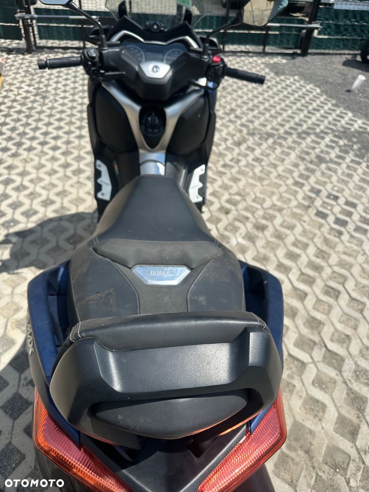 Yamaha X-max - 8