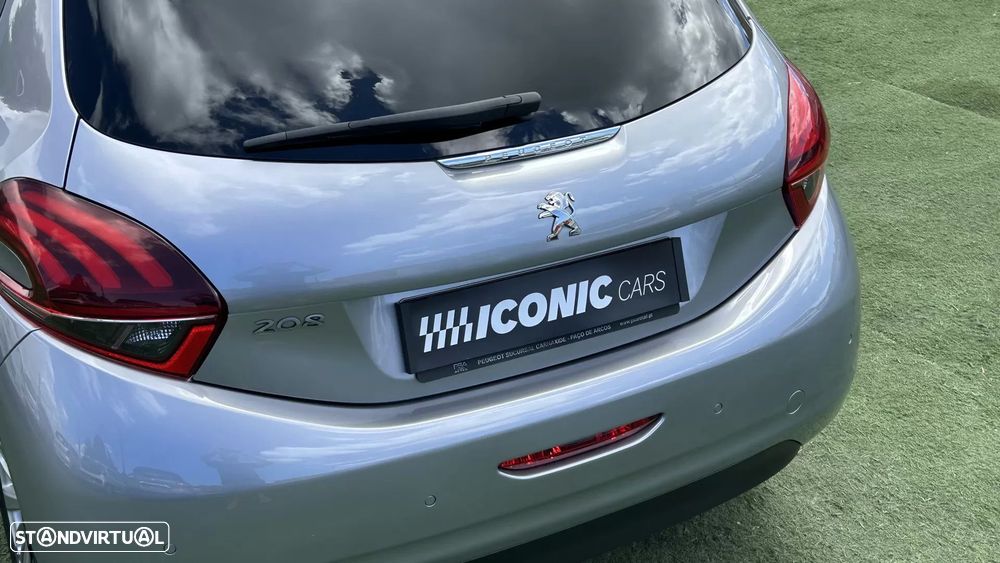 Peugeot 208 1.2 PureTech Signature - 12