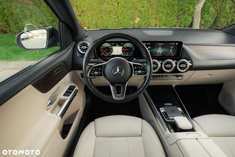 Mercedes-Benz Klasa B 180 d Progressive 7G-DCT - 12