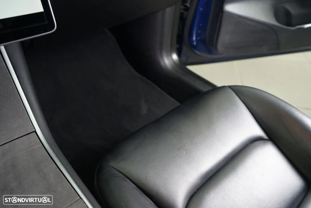 Tesla Model 3 Standard Range Plus RWD - 36