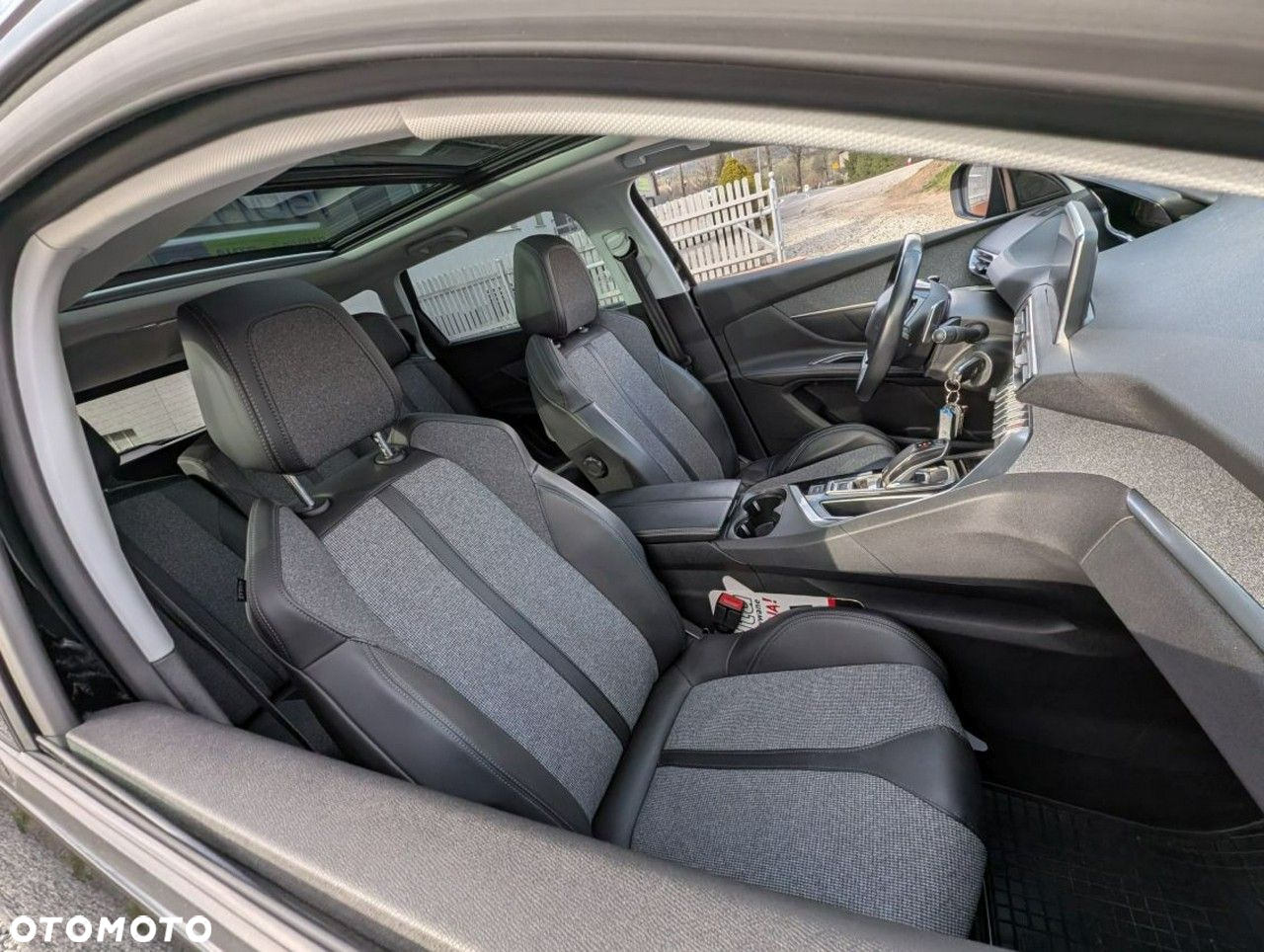 Peugeot 5008 - 4