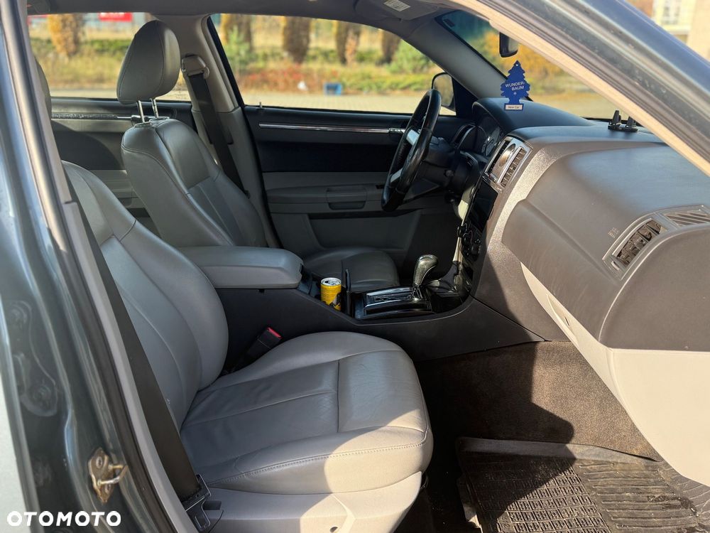 Chrysler 300C 3.5 V6 - 19