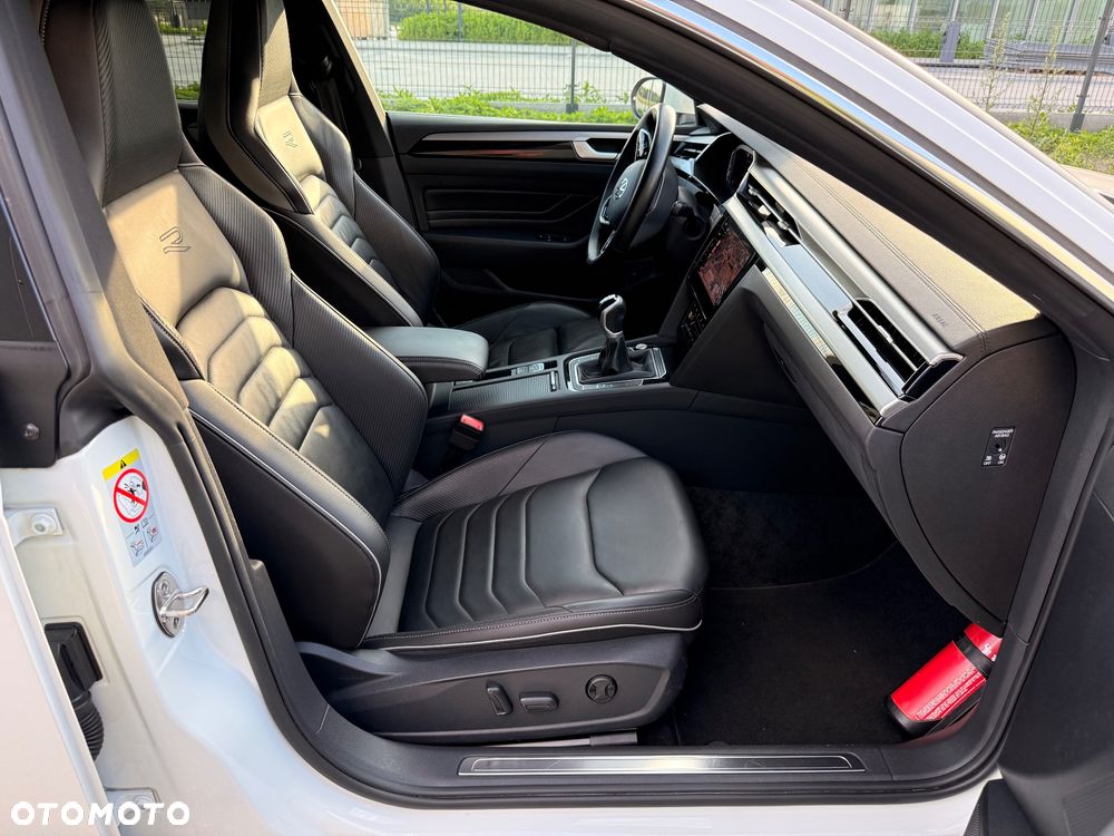 Volkswagen Arteon 2.0 TDI SCR R-Line - 22