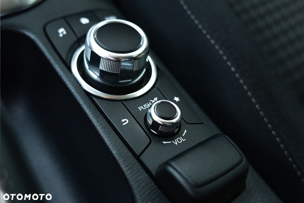 Mazda 2 1.5 Skypassion - 11