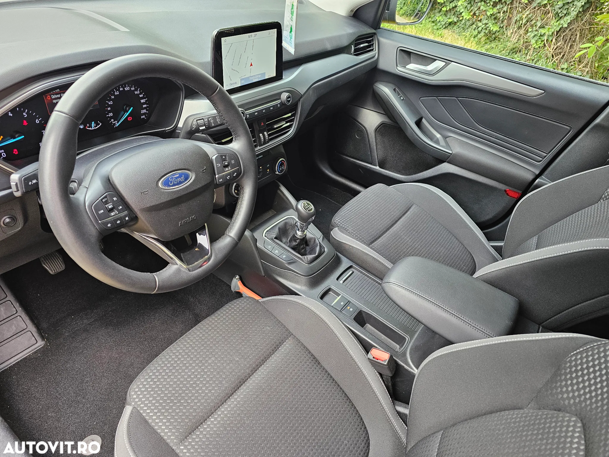 Ford Focus 1.0 EcoBoost Hybrid ACTIVE - 7