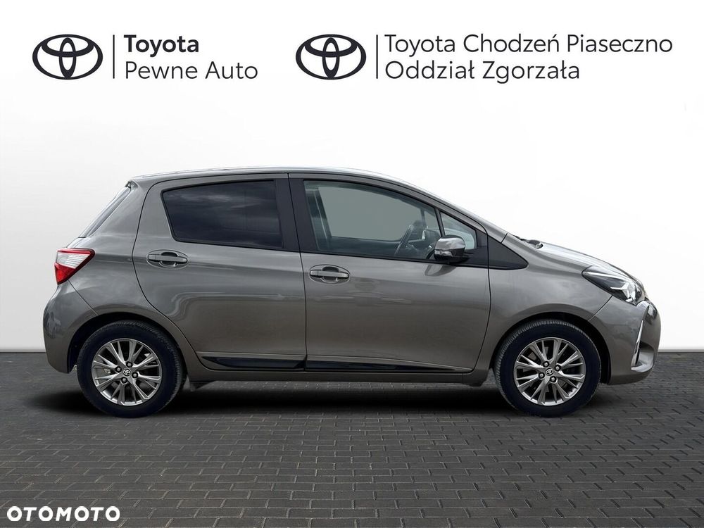 Toyota Yaris 1.5 Premium CVT - 7