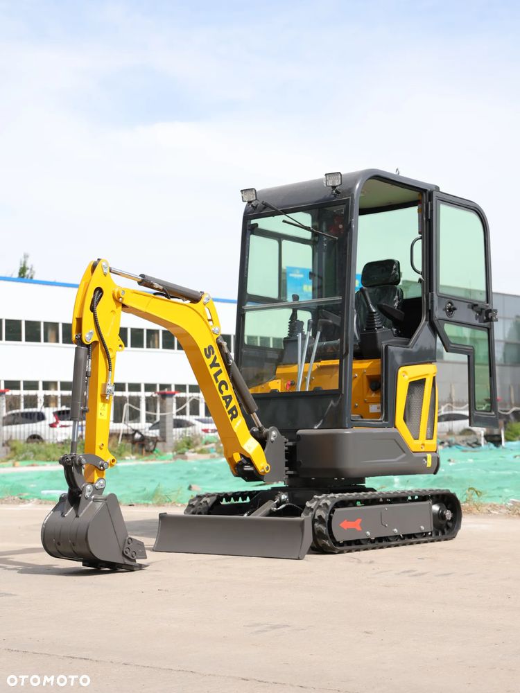 Inny Minikoparka Sylcar SC16SK - 3