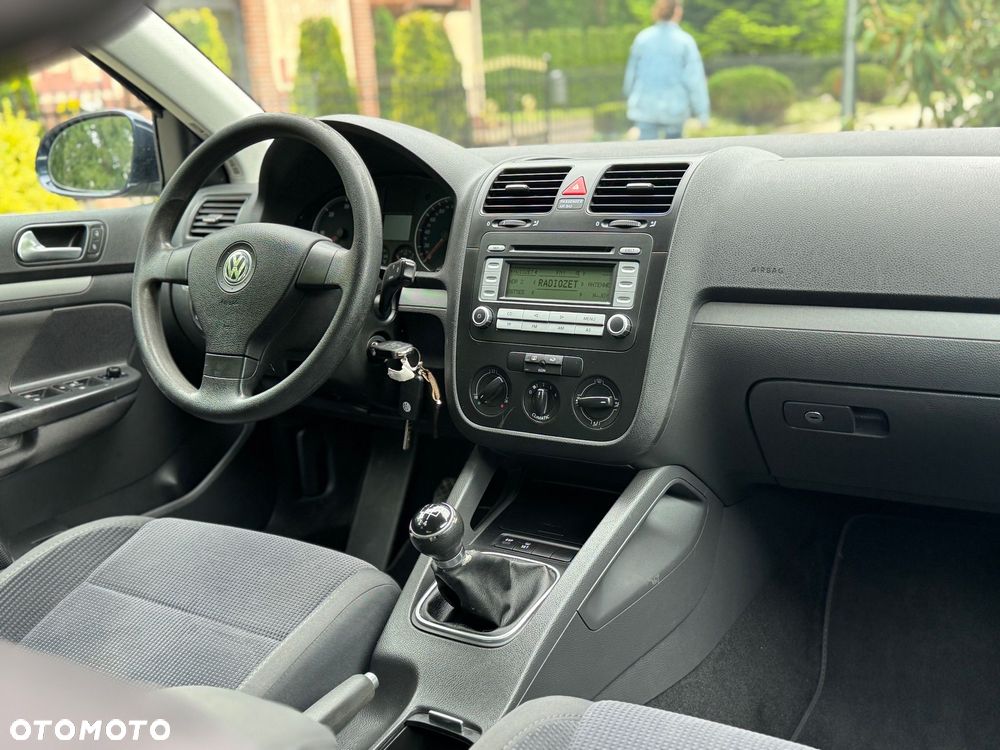 Volkswagen Jetta 1.9 TDI DPF Comfortline - 9