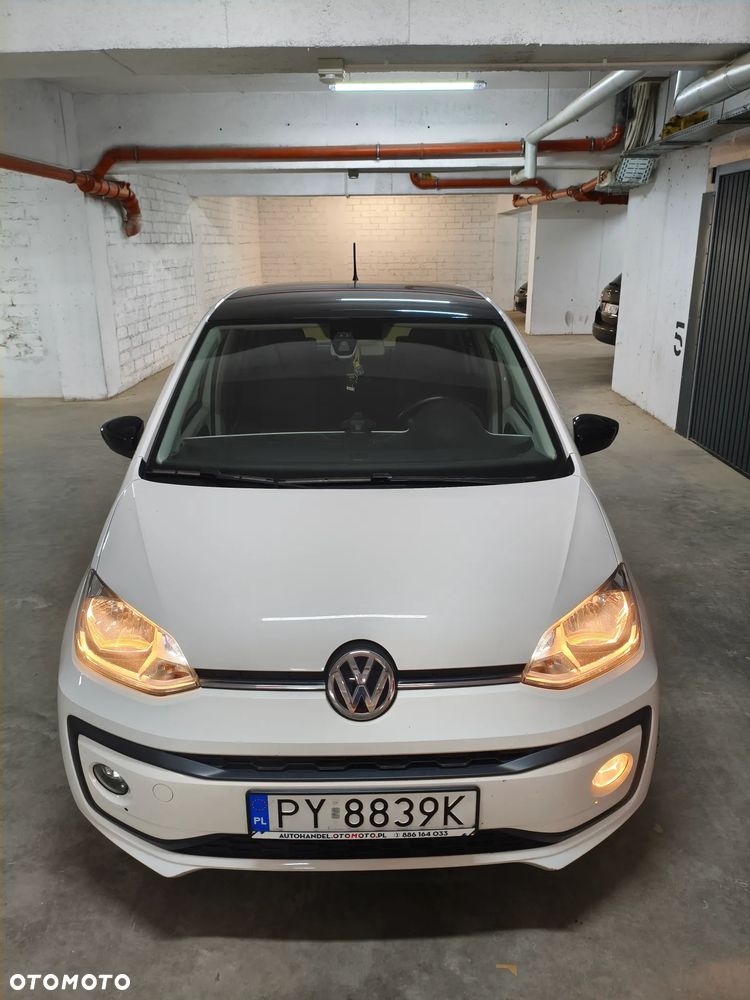 Volkswagen up! 1.0 high - 12