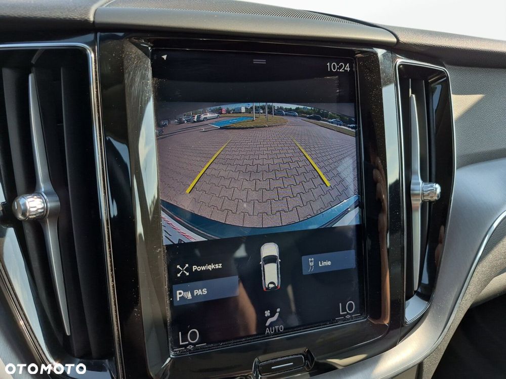 Volvo XC 60 D4 Momentum Pro - 15