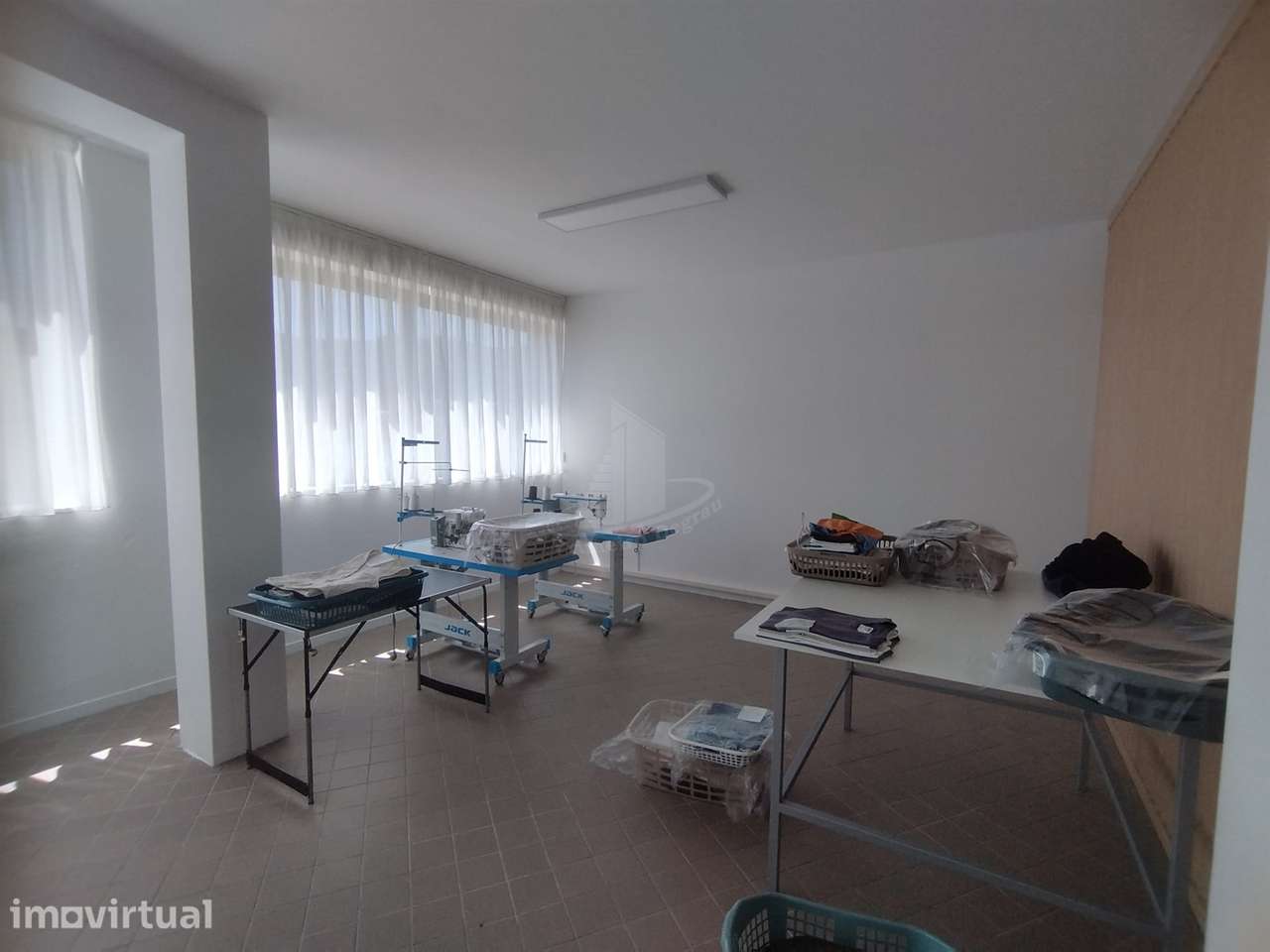 Trespasse de Engomadoria e Costura em Funcionamento – Joane, Vila Nova - Grande imagem: 4/19