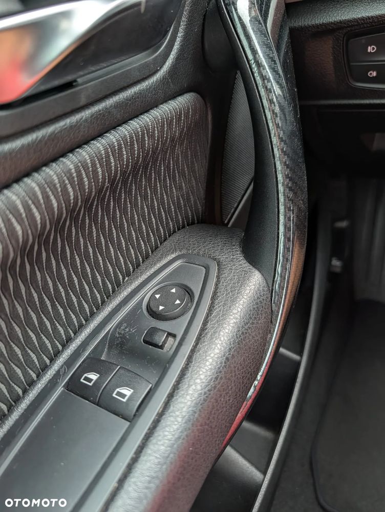 BMW Seria 1 114i - 18