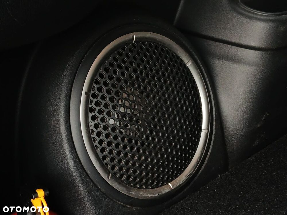 Mitsubishi Outlander - 39