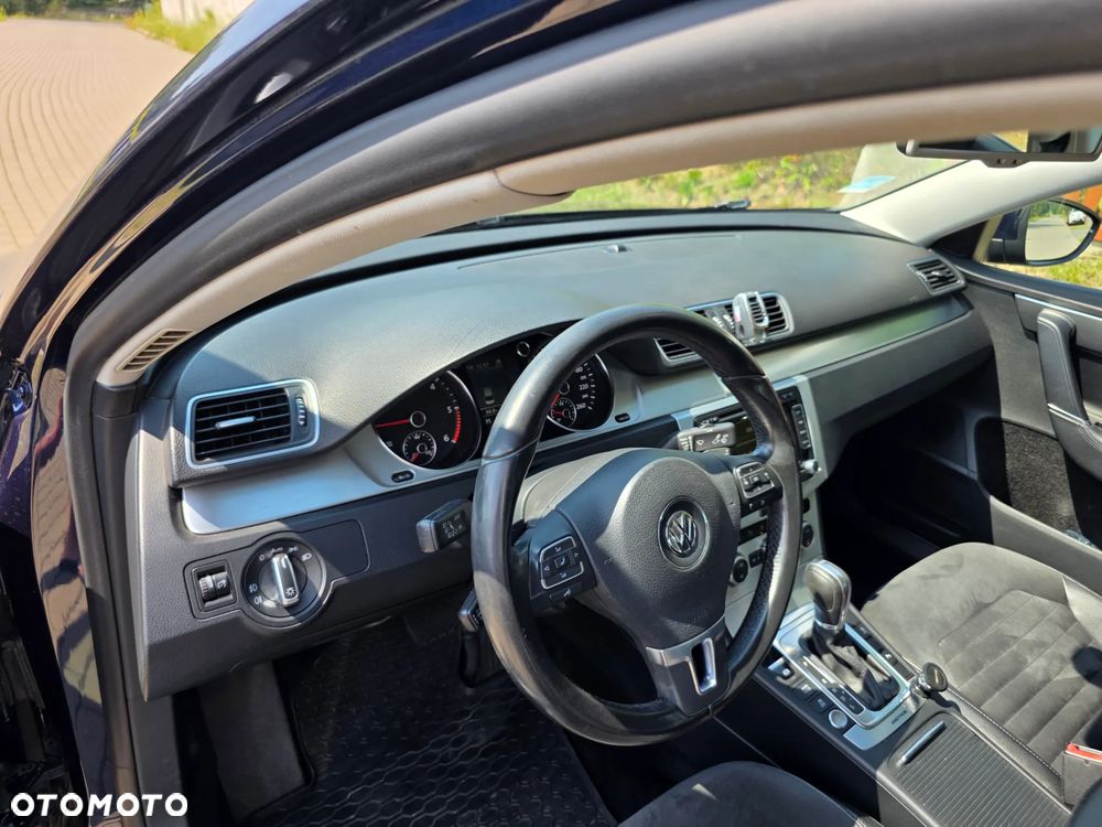 Volkswagen Passat 2.0 TDI 4Mot Highline DSG - 27