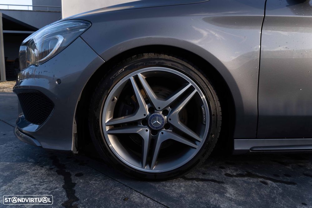 Mercedes-Benz CLA 220 d Shooting Brake AMG Line Aut. - 4