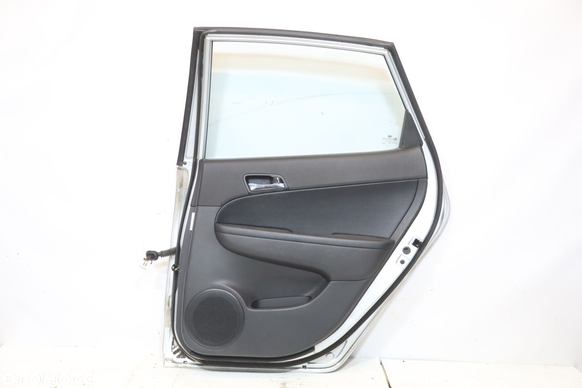 DRZWI PRAWY TYŁ HYUNDAI I30 I 2R HATCHBACK - 2