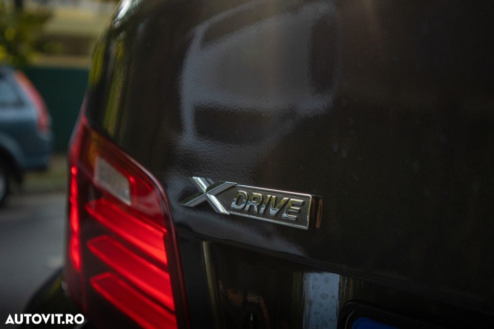 BMW Seria 5 530d xDrive - 13