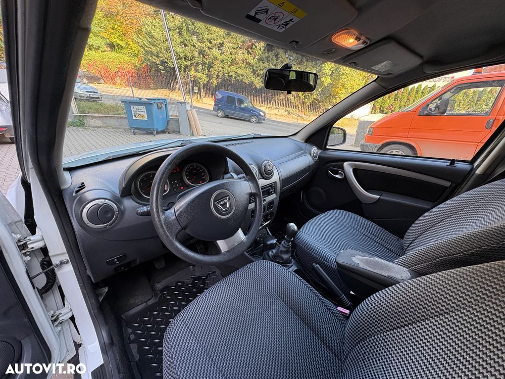 Dacia Duster 1.5 dCi 4x2 Ambiance - 10