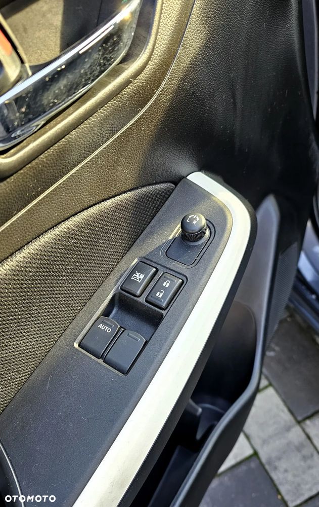 Suzuki Swift 1.2 Premium Plus - 16