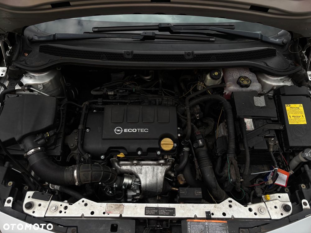 Opel Astra 1.4 Turbo - 20