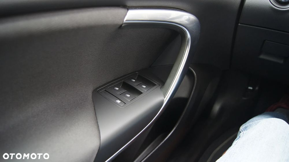 Opel Insignia 2.0 Exclusive - 26