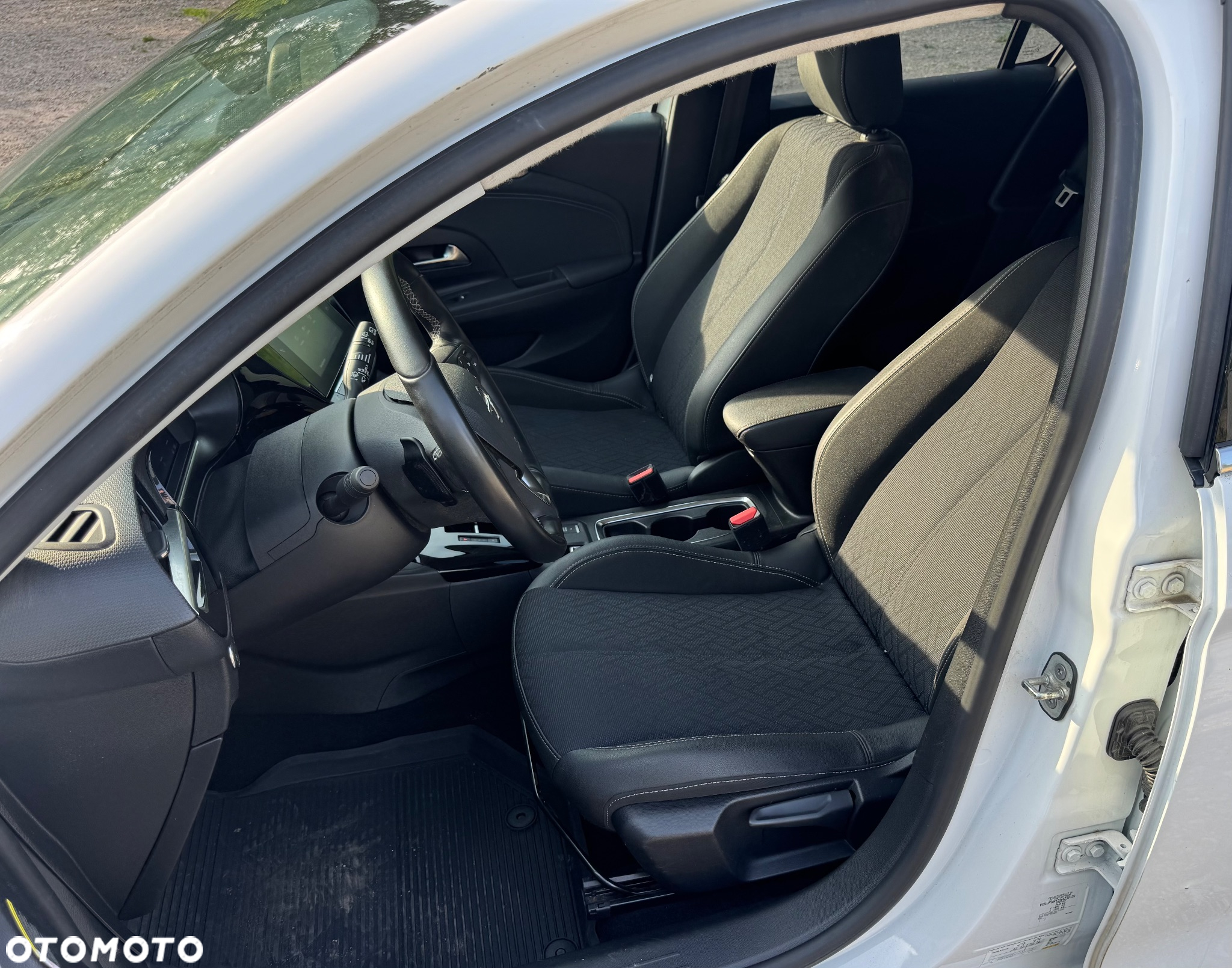 Opel Corsa 1.2 Elegance Business Pack S&S - 8