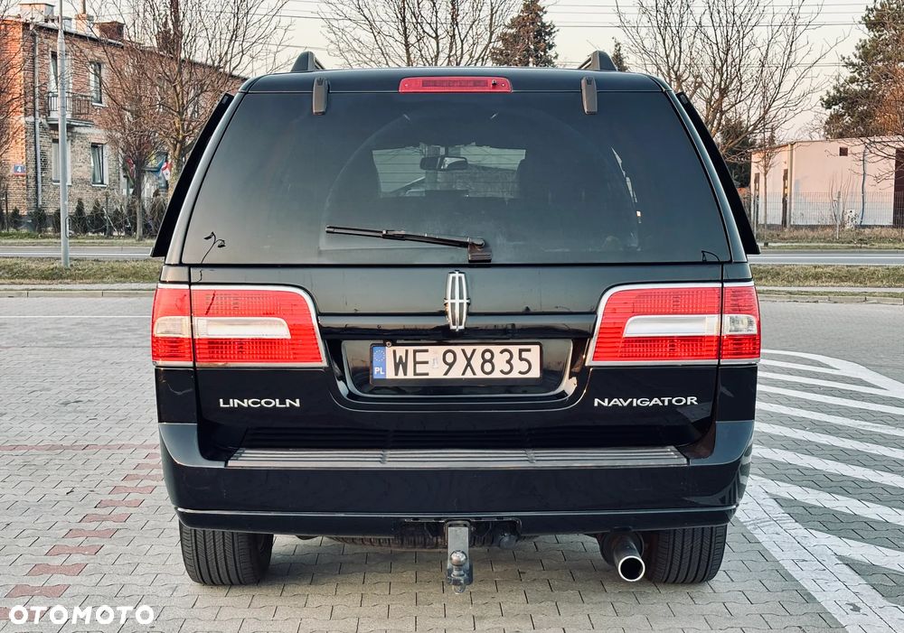 Lincoln Navigator 5.4 2WD Luxury - 23