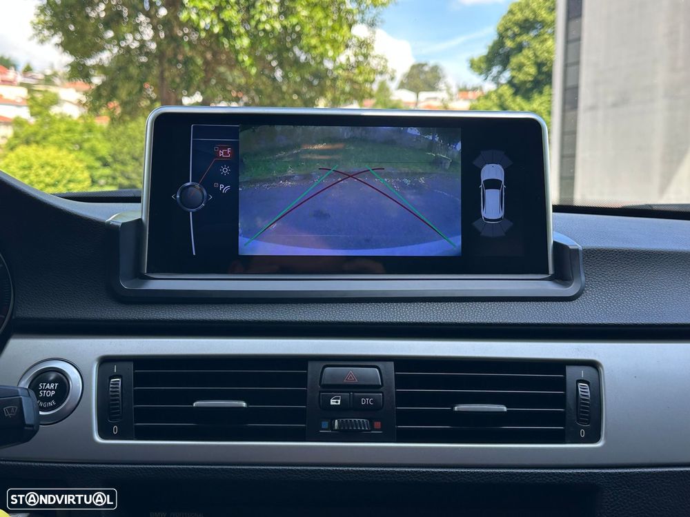 BMW 320 d Sport - 13