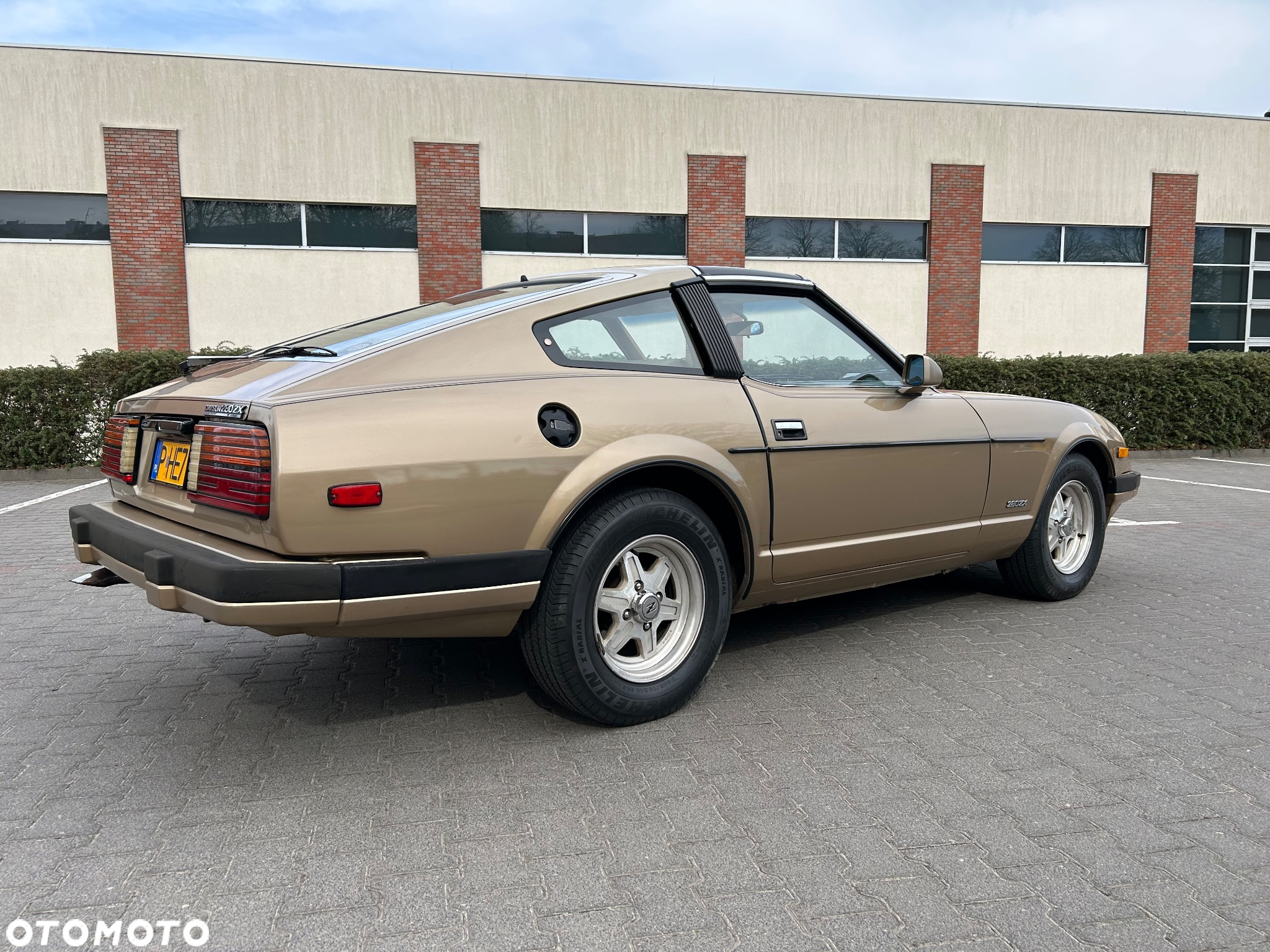 Nissan 280 ZX - 4