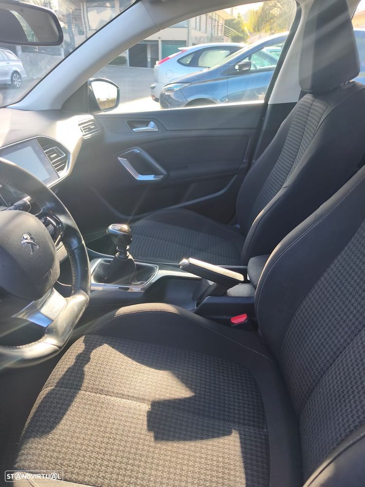 Peugeot 308 SW 1.5 BlueHDi Business Line - 8