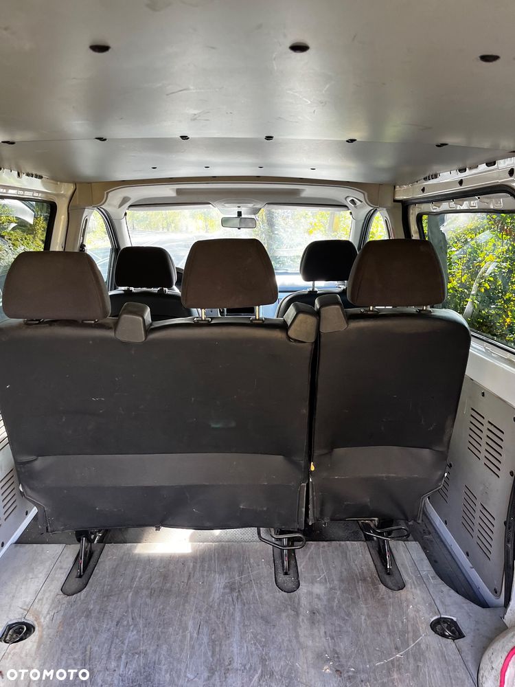Mercedes-Benz Vito - 14