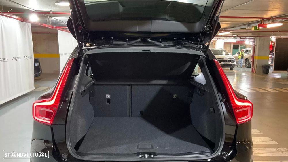 Volvo XC 40 1.5 T2 Momentum Core - 7