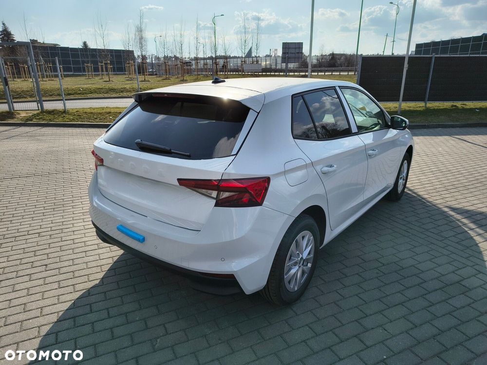 Skoda Fabia 1.0 TSI Drive - 8