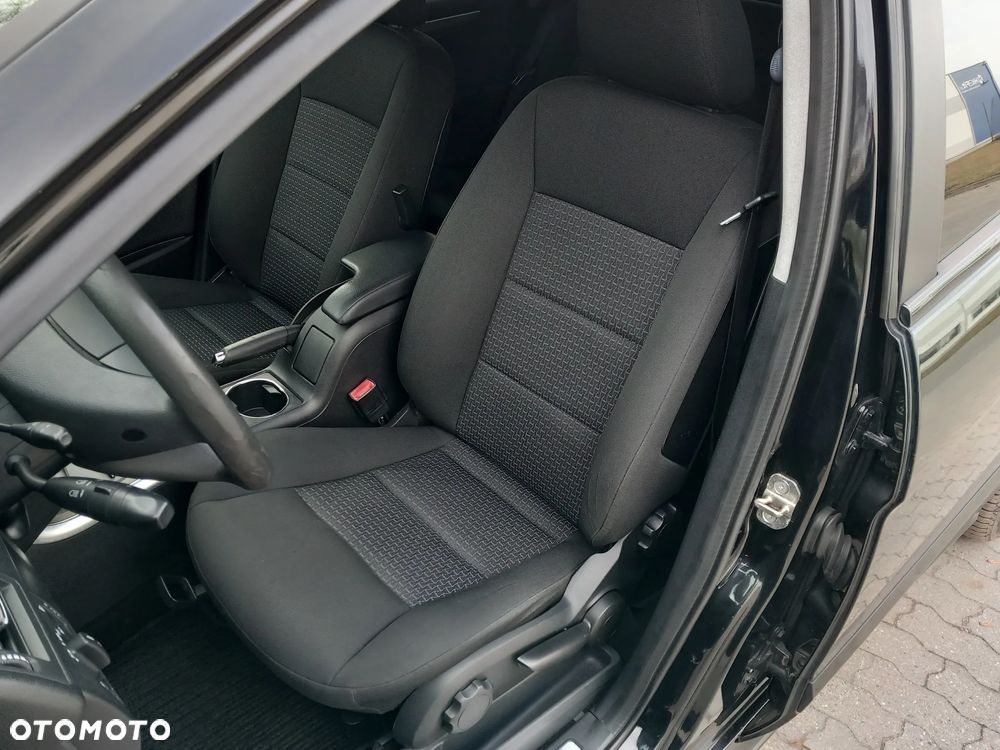 Mercedes-Benz Klasa B 180 CDI DPF Special Edition - 17