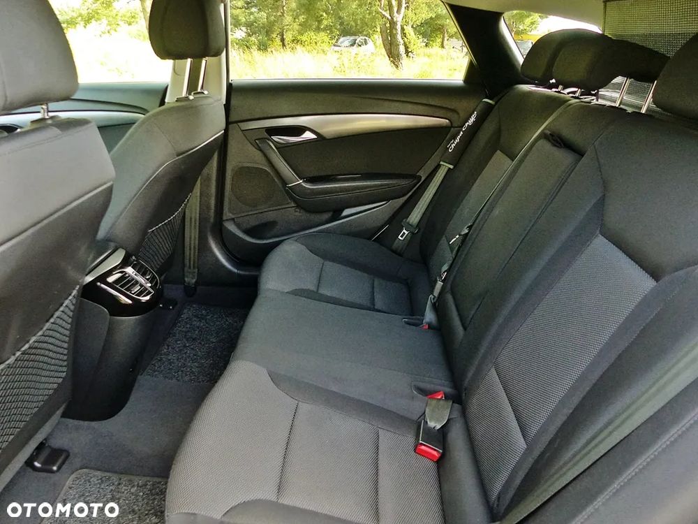 Hyundai i40 Kombi blue 1.7 CRDi Style - 23