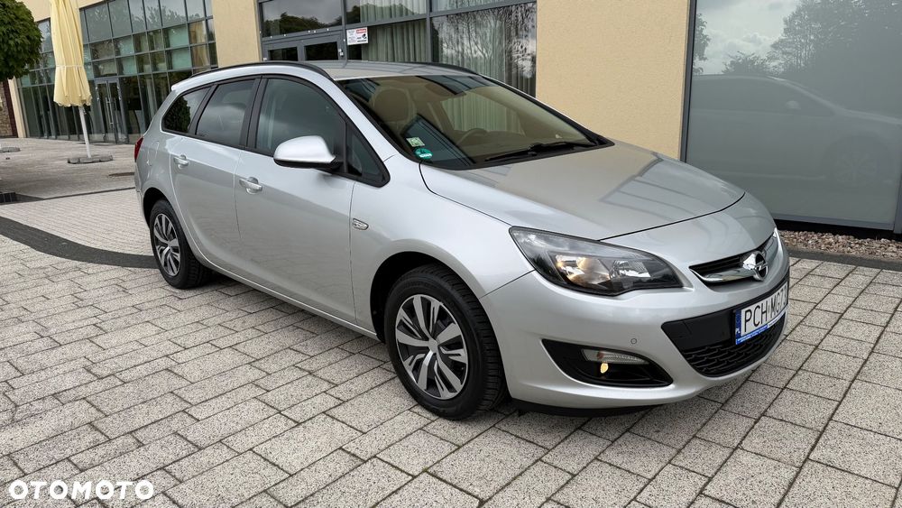 Opel Astra 1.6 CDTI Cosmo - 1