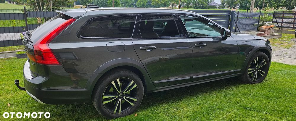 Volvo V90 Cross Country D5 AWD Pro - 11