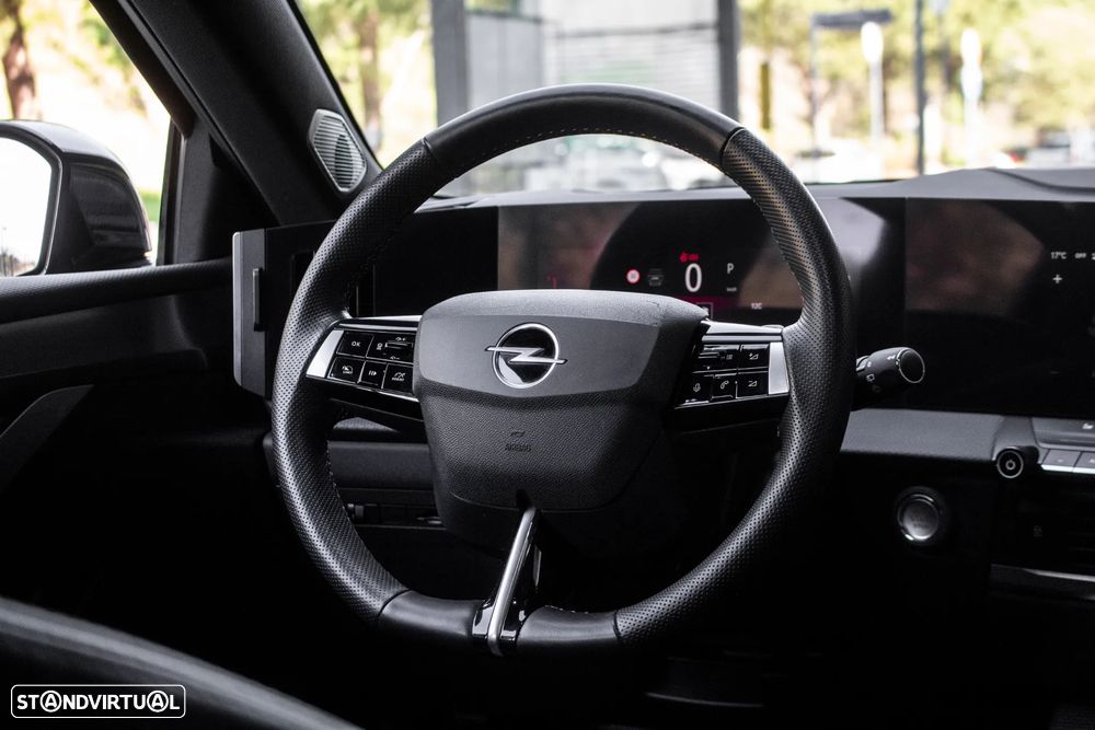 Opel Astra Sports Tourer 1.2 Turbo Auto GS Line - 30