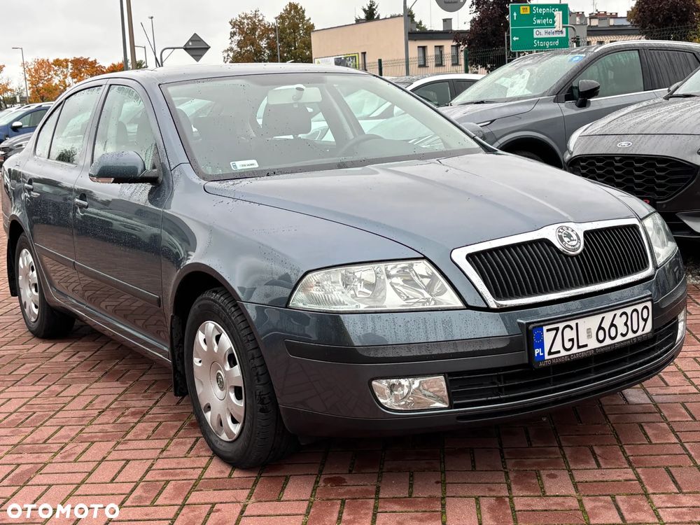 Skoda Octavia 1.6 Ambition - 2