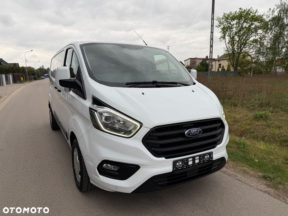 Ford Transit Custom - 13