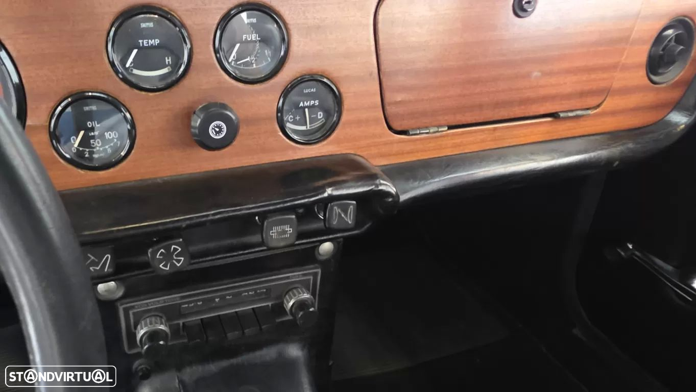 Triumph TR6 - 38