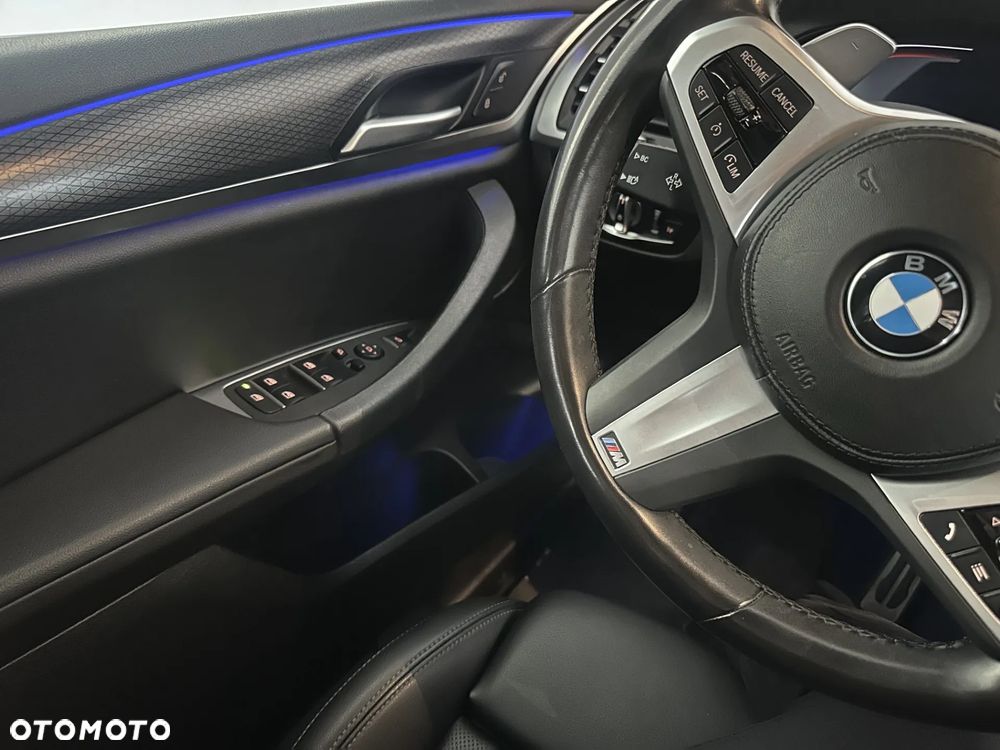 BMW X3 xDrive20d - 16