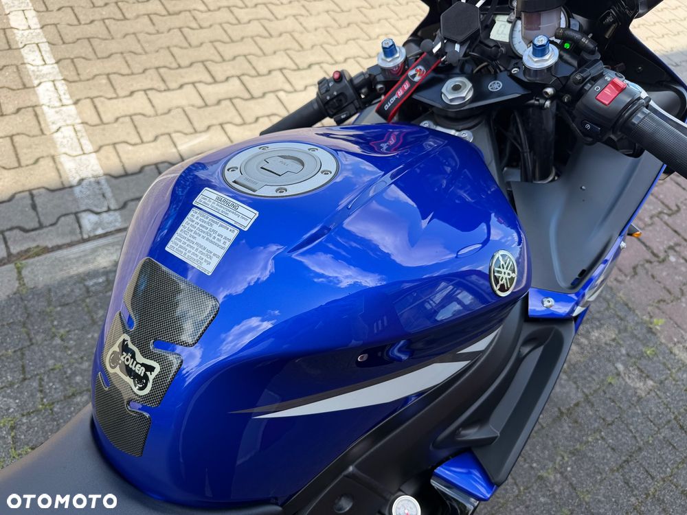 Yamaha R6 - 11