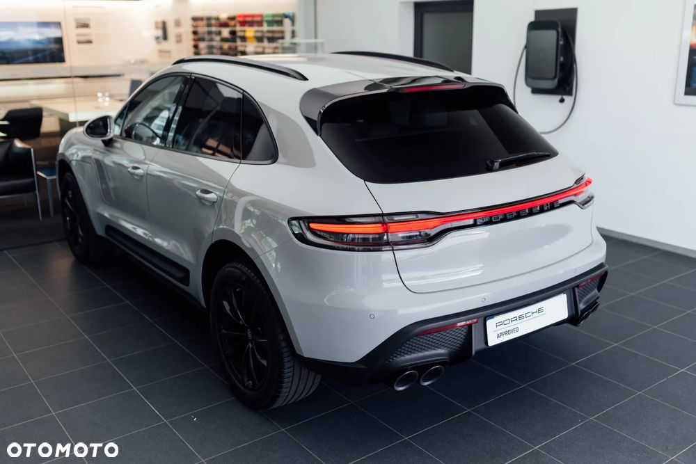 Porsche Macan Standard - 12