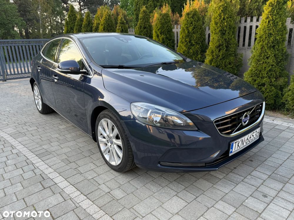 Volvo V40 D2 Momentum - 16