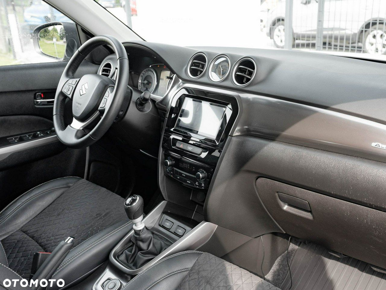 Suzuki Vitara - 36