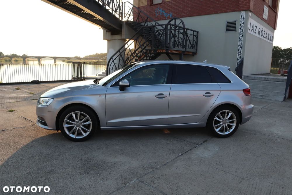 Audi A3 Sportback 1.8 TFSI S tronic Ambiente - 13