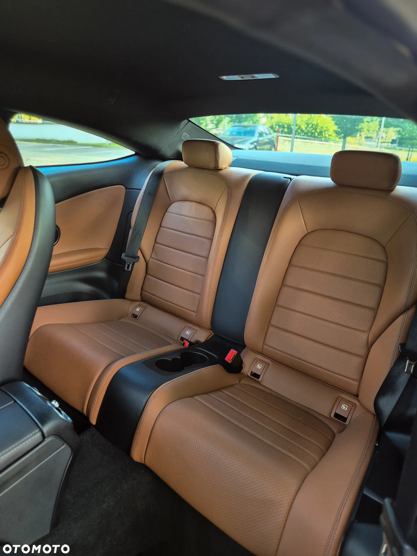 Mercedes-Benz Klasa C 180 Coupe 9G-TRONIC AMG Line - 14